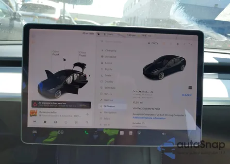 2022 Tesla Model 3 Long Range Dual Motor All-Wheel Drive z USA, uszkodzony, nr VIN 5YJ3E1EB4NF137966